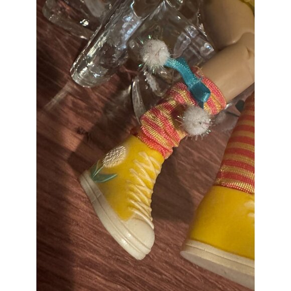 Fidgie Friends “Dandelion Wishes” Butterfly Fashion Doll – Pop-It Fidget Wings – - Picture 5 of 7